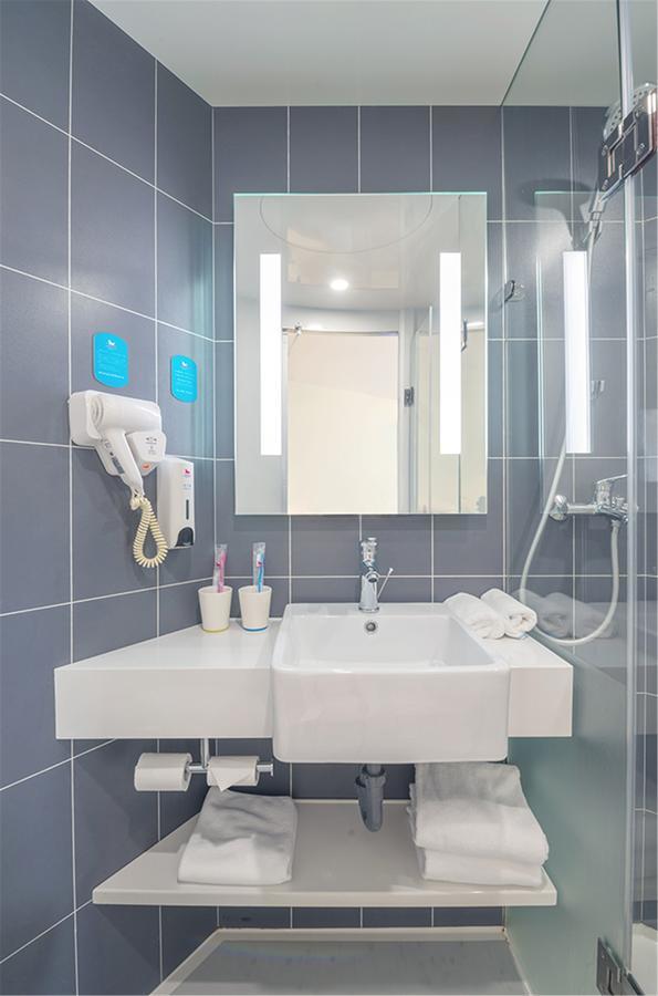 Hanting Hotel Shanghai Middle Ring Hunan Road Extérieur photo